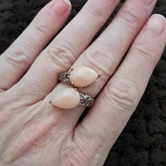 Premium Peruvian Pink Opal and Orissa Rhodolite Garnet Bypass Ring - Picture 3 of 5